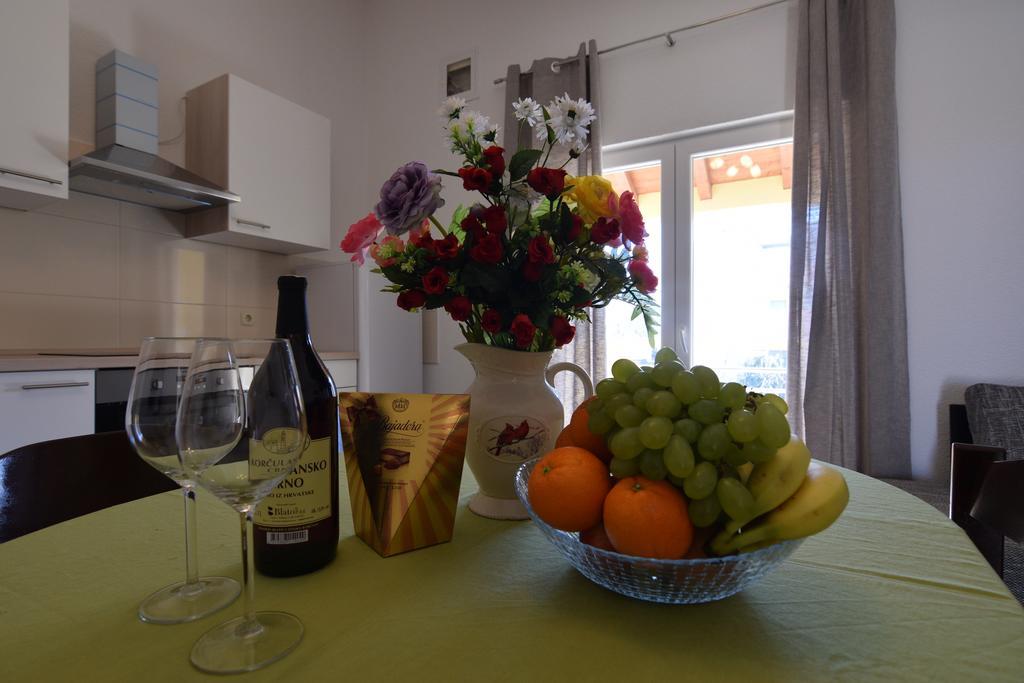 Apartments Batarilo Biograd Na Moru Exterior photo
