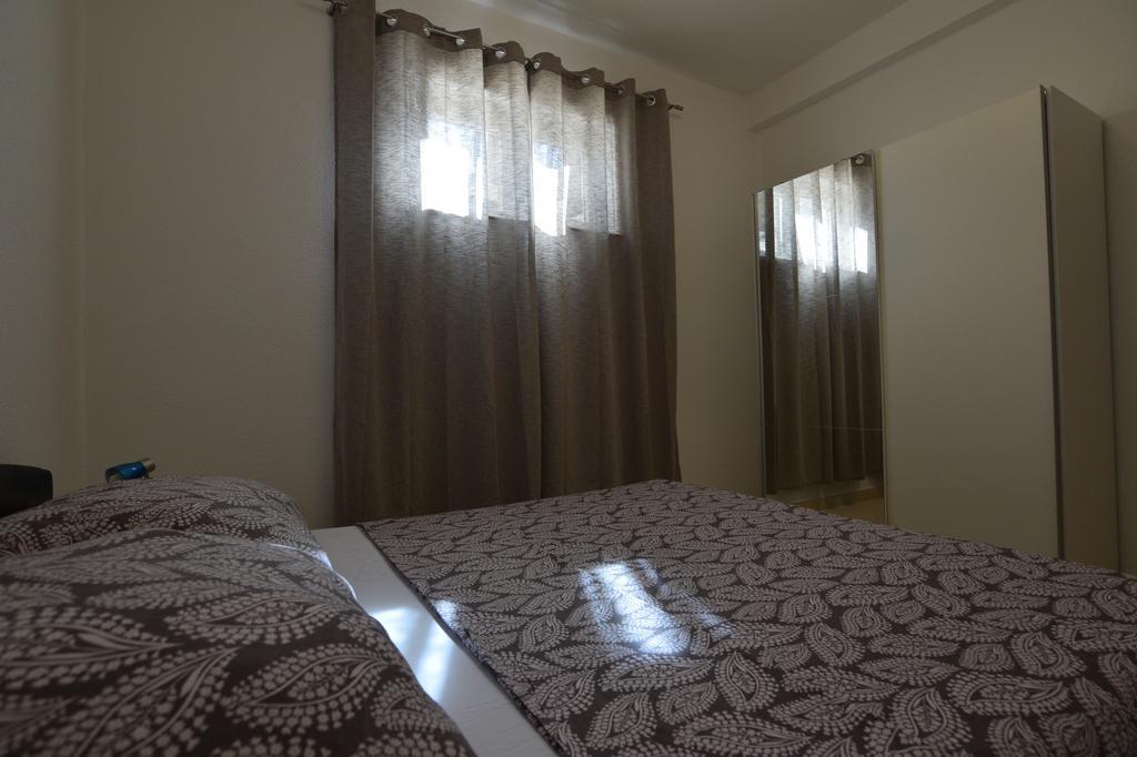Apartments Batarilo Biograd Na Moru Exterior photo